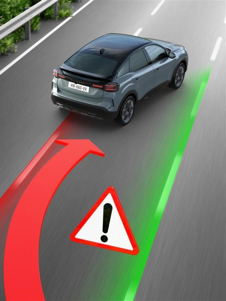 Driekwart achteraanzicht van de C4 met Lane Departure Warning die veiligheid, zicht, efficiëntie en zelfverzekerd rijstrookbehoud ondersteunt.